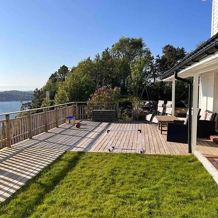 Tatil Evi House In West With View And Hot Tub